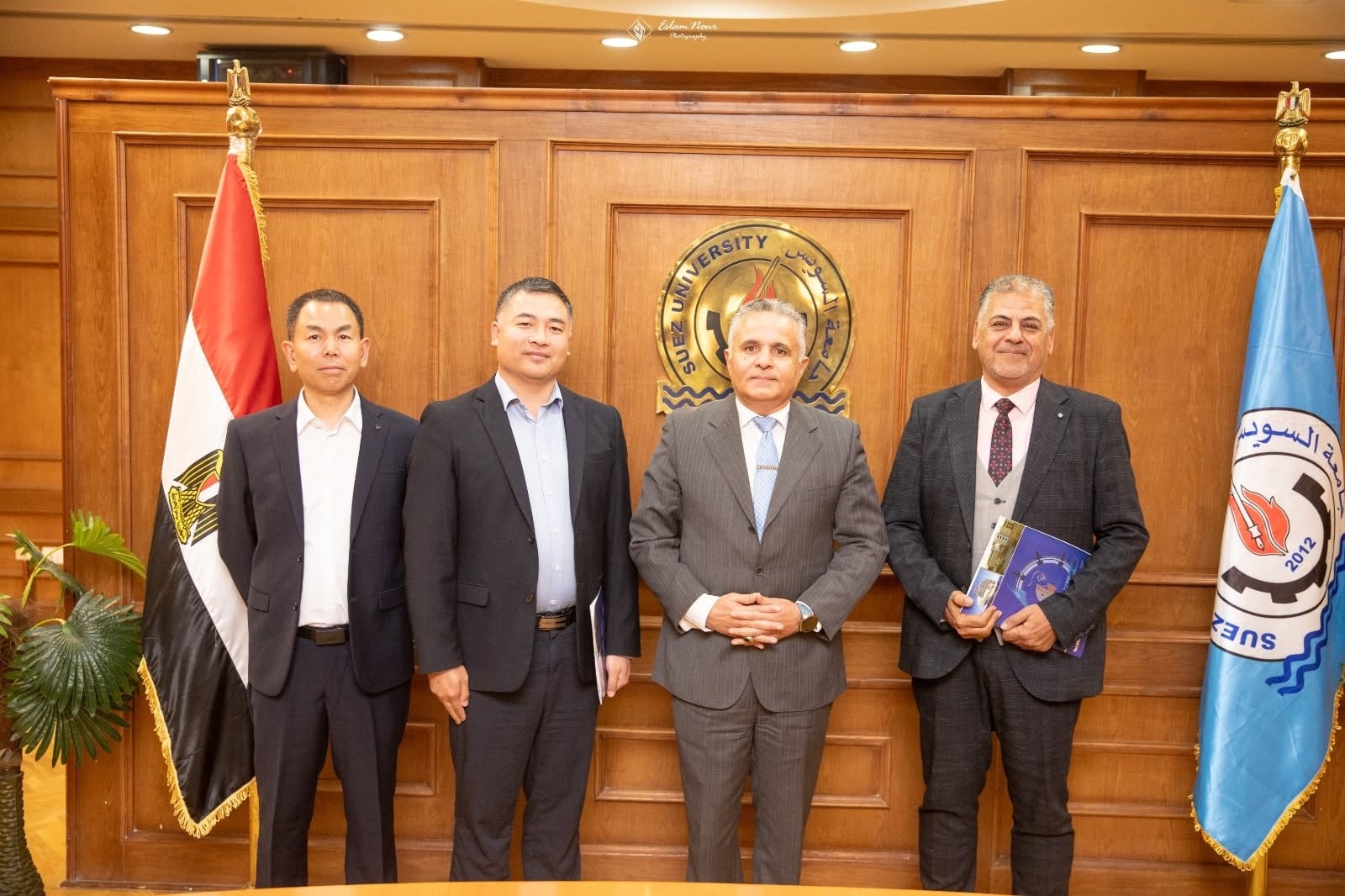 The President of Suez University receives a delegation from the Chinese company 